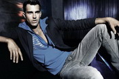 Armani Exchange 2007V